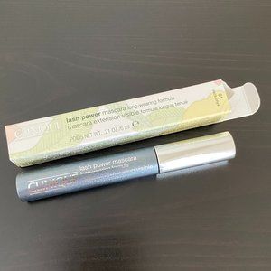 Clinique Lash Power mascaras long-wearing formula in BLACK ONYX